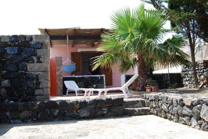 Il Giardino ed il solarium - Residenza Kamma